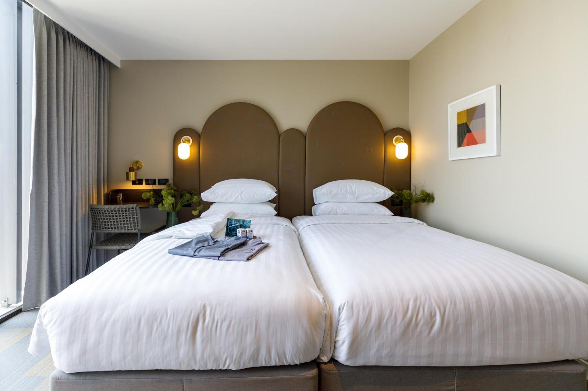 Benjarong Hotel Bangkok Ngoại thất bức ảnh