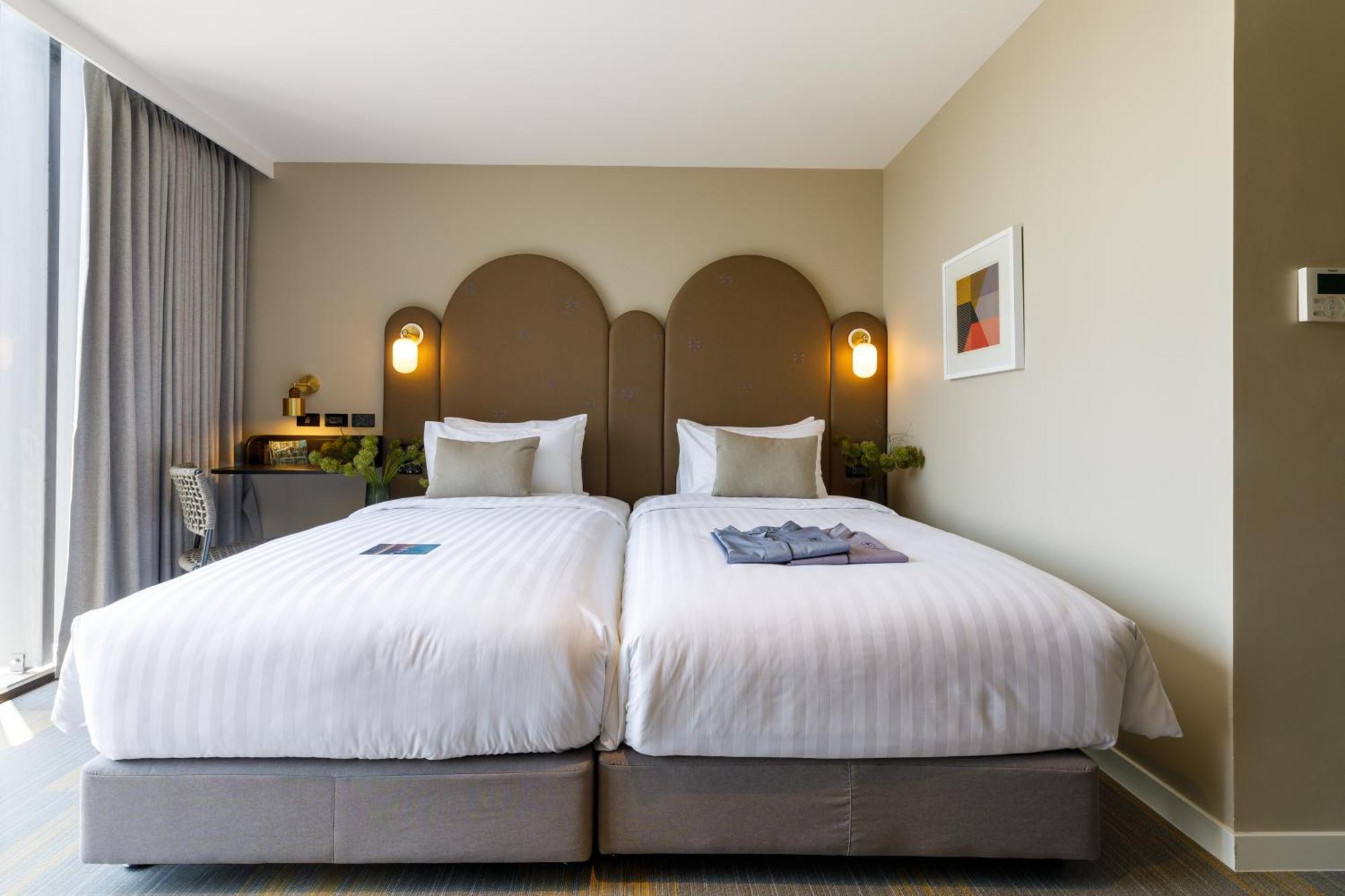 Benjarong Hotel Bangkok Ngoại thất bức ảnh