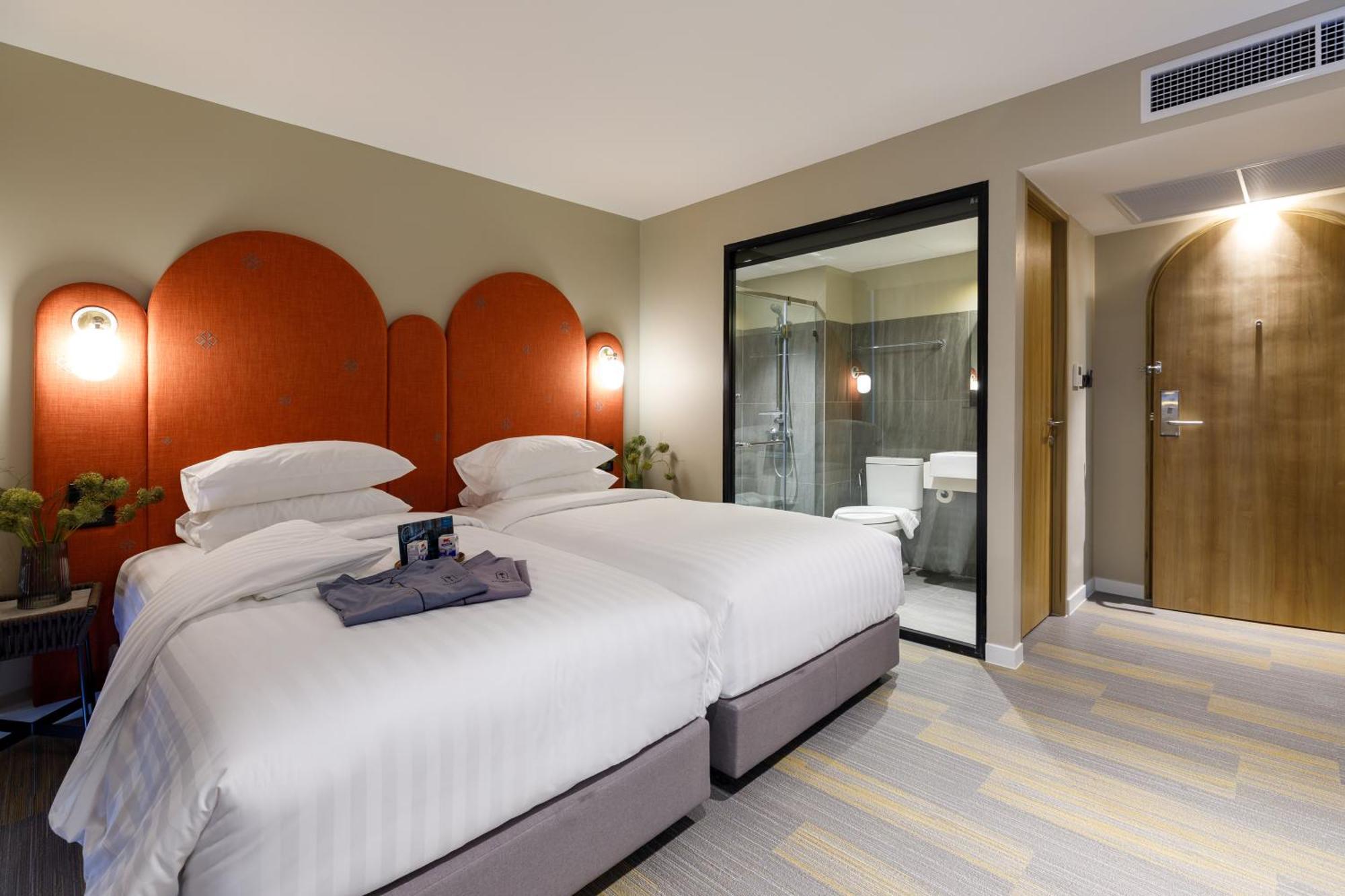 Benjarong Hotel Bangkok Ngoại thất bức ảnh